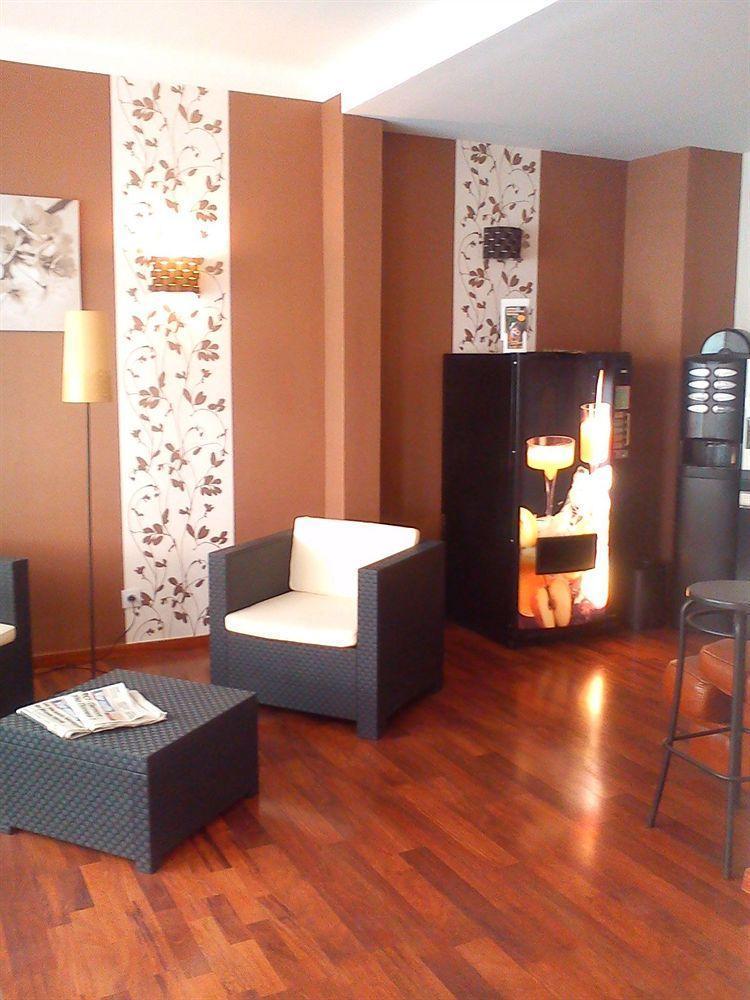 Hotel Jaures 툴롱 외부 사진
